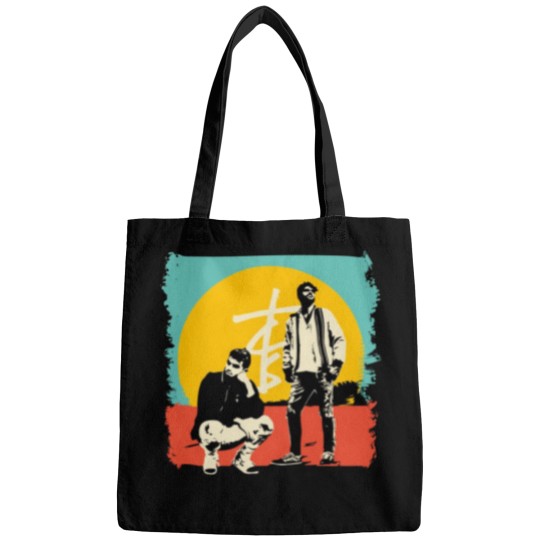 Discover Everybody Hates Me Bags