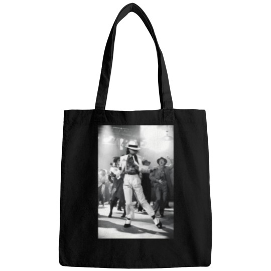 Discover Iconic Moment Bags
