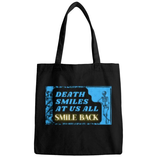Discover Marcus Aurelius Stoic Philosophy Death Smiles At Us Active T-Shirt Bags