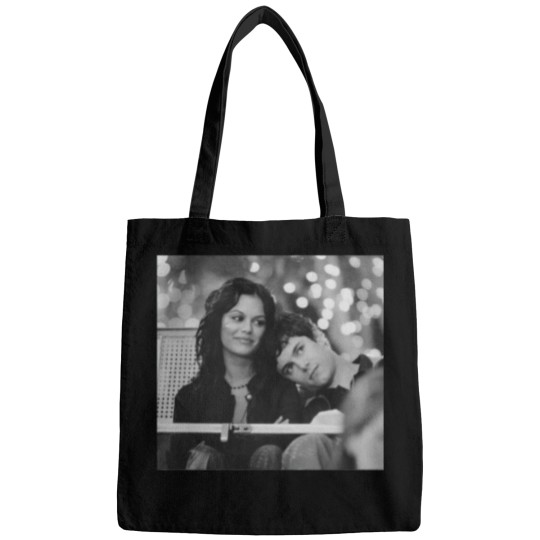 Discover Seth and Summer Active T-Shirt Bags