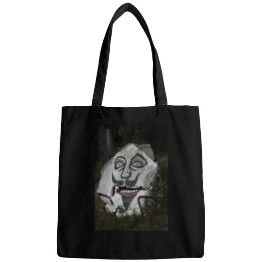 Discover Devil'S Rock 600 Bags