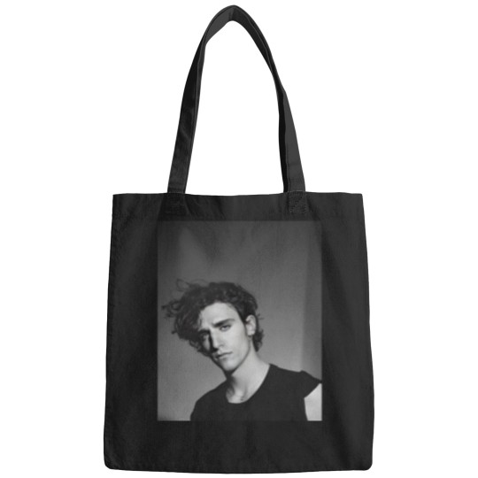 Discover Tamino Amir Bags