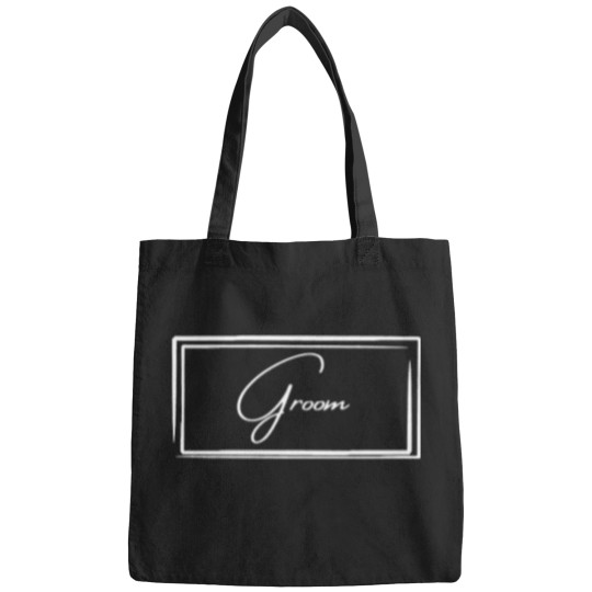 Discover Groom Essential Bags