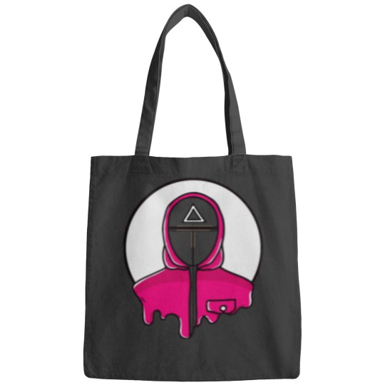 Discover Triangle Squid Ga me guard Bags