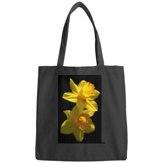 Discover Daffodils Bags