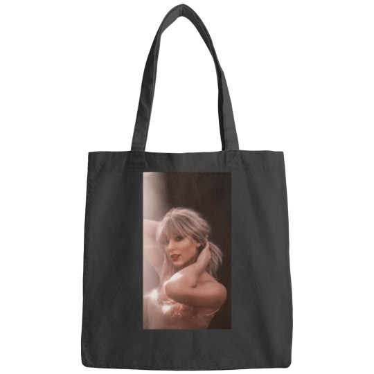 Discover Taylor 105 Bags