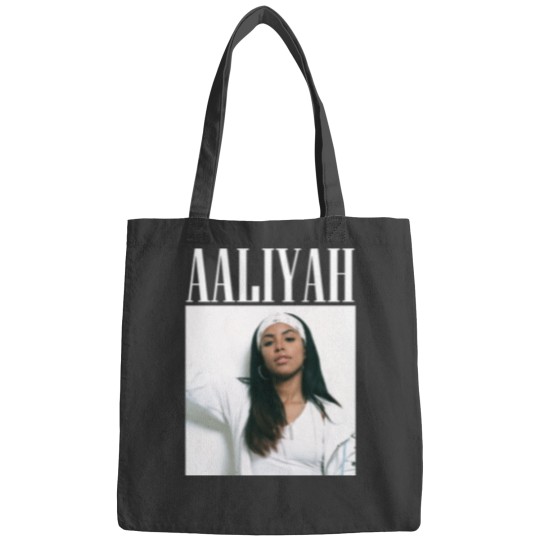 Discover Aáliÿah Bags