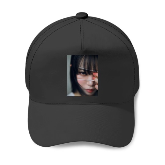 Discover LE SSERAFIM CHAEWON - UNFORGIVEN (1) Baseball Caps