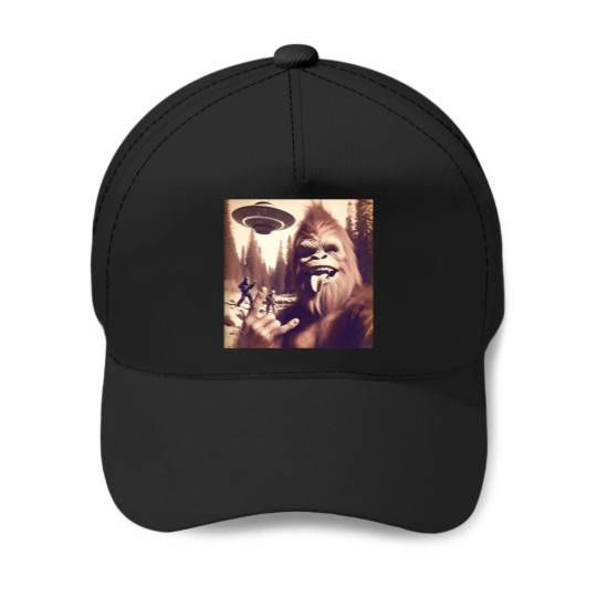 Discover Funny-Bigfoot-Sasquatch-Rock-On-Selfie-Bigfoot-Ufo-Alien-T-Shirt Baseball Caps