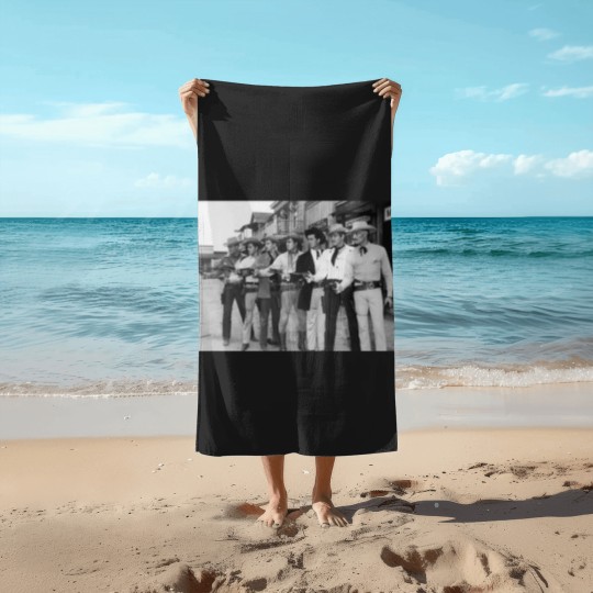 Discover 1950s western tv shows Classic Beach Towels
