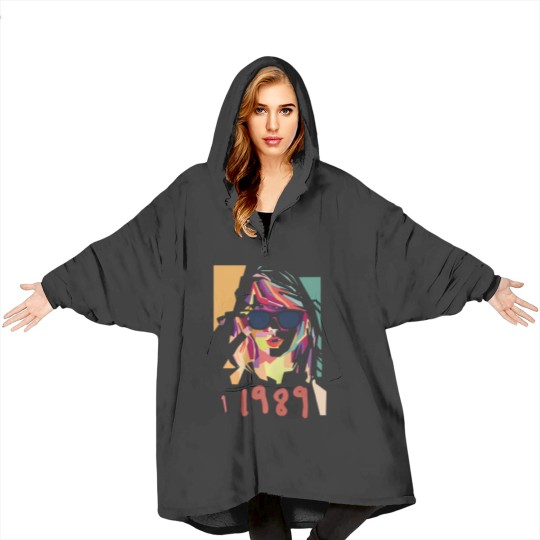 Discover Kids 1989 Watercolor Taylorr Swifts Vintage Blanket Hoodies