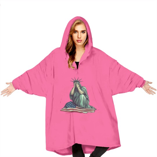 Discover Crying Statue of Liberty Blanket Hoodies, Political Protest Blanket Hoodies Patriotic American Flag Blanket Hoodies