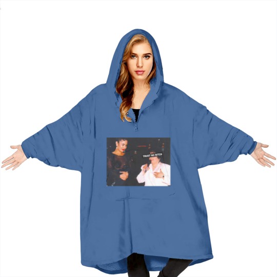 Discover Trust No Bitch - Selena Quintanilla Graphic Blanket Hoodies