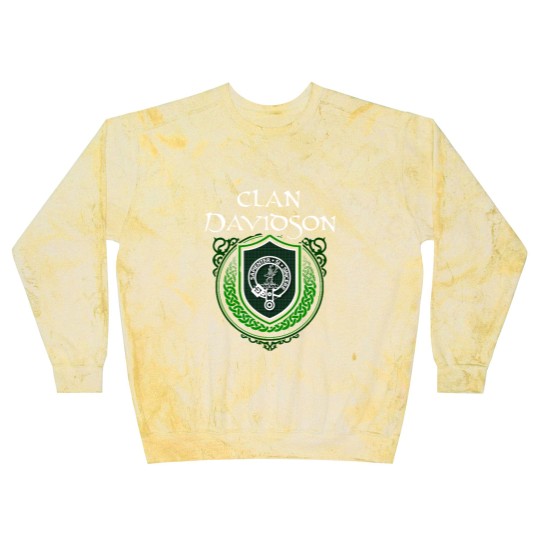 Discover Clan Davidson Surname Scottish Clan Tartan Crest Badge - Scottish Clan - Blast Sweatshirts