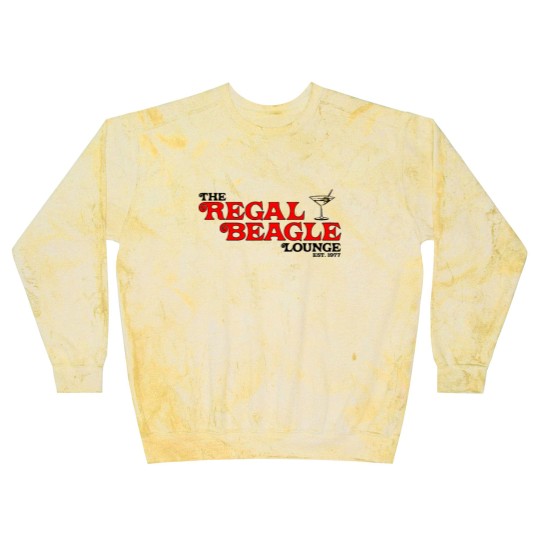 Discover the regal beagle lounge 1977 Blast Sweatshirts