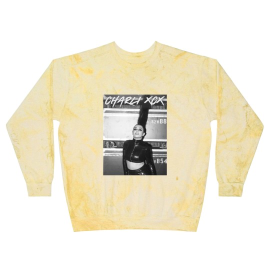 Discover CHARLI XCX Vintage Homage Blast Sweatshirts, Charli Xcx Style 90s Blast Sweatshirts, Charli Xcx Retro Blast Sweatshirts