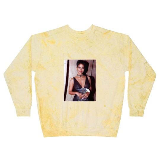 Discover Halle Berry Blast Sweatshirts / BAPS Vintage Blast Sweatshirts / Aesthetic Premium Unisex Blast Sweatshirts