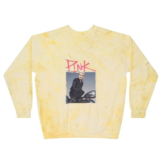 Discover Pink P!nk Bootleg Vintage Blast Sweatshirts, Pink Singer Merch Blast Sweatshirts, Pink On Tour Graphic Blast Sweatshirts