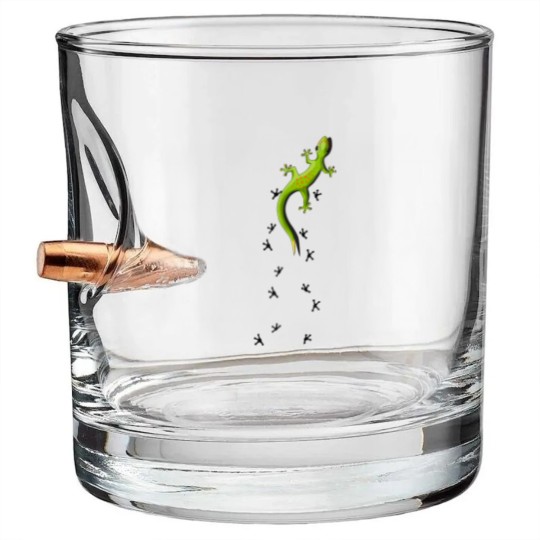 Discover Cute Lizard Reptile With Tracks Climbing Gecko Bullet Whiskey Glasses