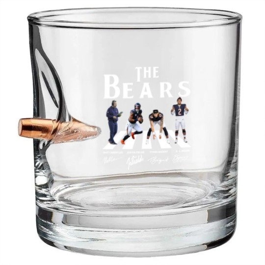 Discover Bears Walking Abbey Road Signatures Football Bullet Whiskey Glasses, Chicago Vintage