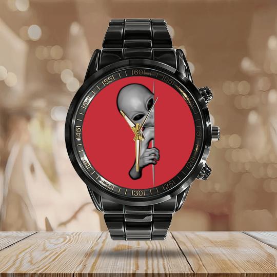 Discover Grey Alien Peeking - Zeta Reticuli Ufonaut - UFO Abduction Calendar Steel Band Watch