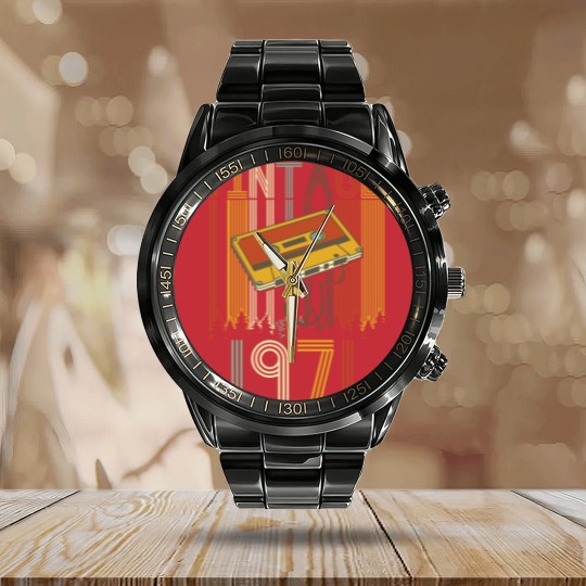 Discover Vintage 1971 Retro Calendar Steel Band Watch
