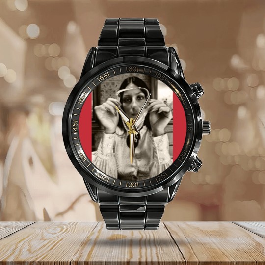 Discover Cher 70s Calendar Steel Band Watch Unisex