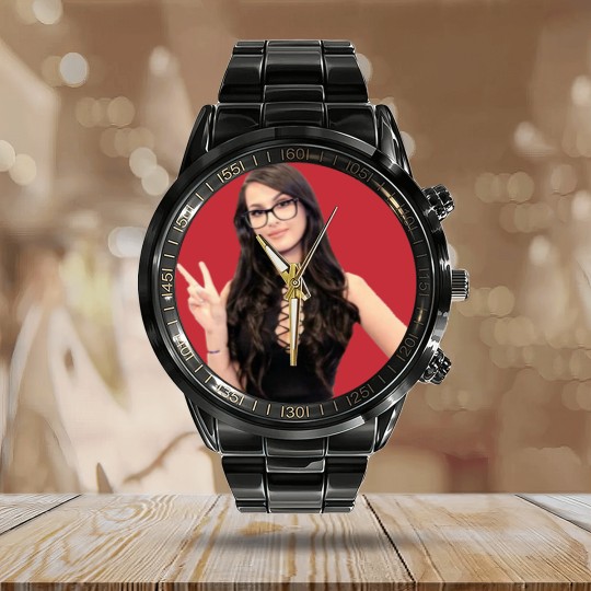 Discover sssniperwolf Calendar Steel Band Watch