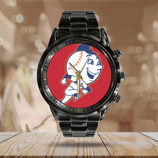 Discover mets-new | Essential Calendar Steel Band Watch