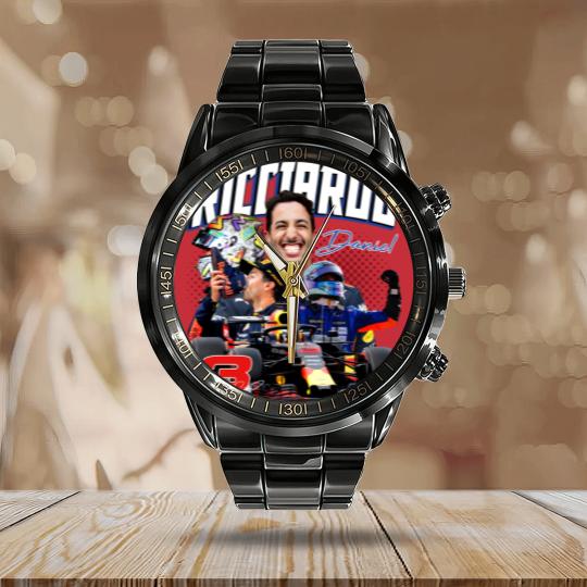 Discover Daniel Ricciardo Calendar Steel Band Watch