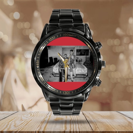 Discover Queen and Slim Legacy Calendar Steel Band Watch