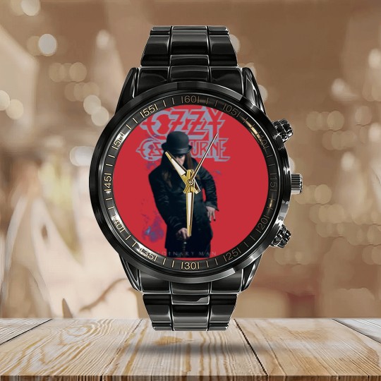 Discover Ozzy Osbourne Sängerin Liebhaber Calendar Steel Band Watch: Gewhnlicher Mann stehend