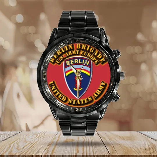 Discover Berlin Brigade Calendar Steel Band Watch