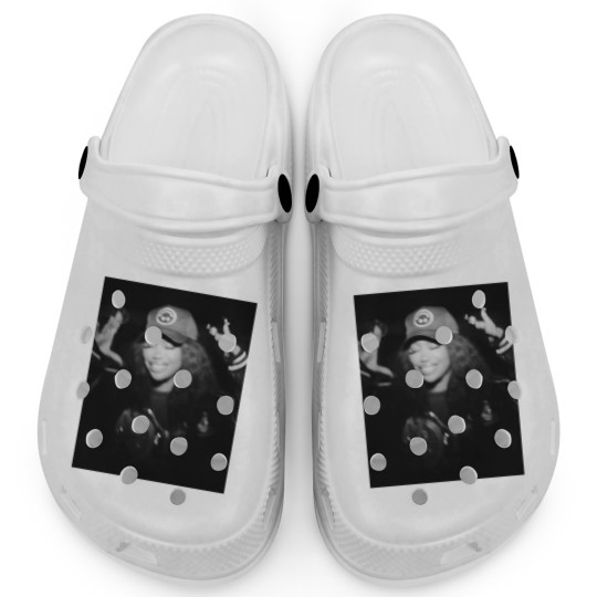 Discover SZA Clogs - Concert Style