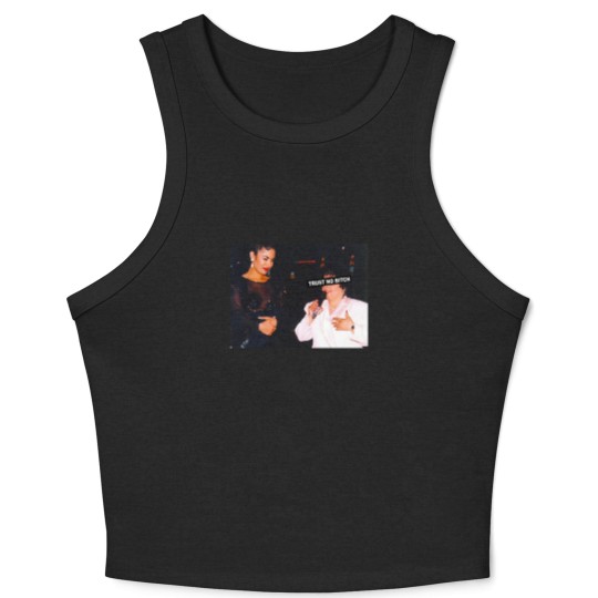 Discover Trust No Bitch - Selena Quintanilla Graphic Crop Tank Top