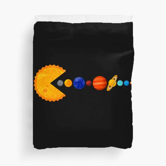 Discover Pacman Eating Planets - Pacman - Duvet Covers
