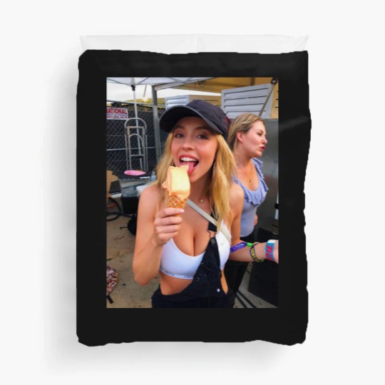 Discover Sydney Sweeney Duvet Covers