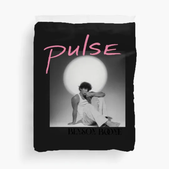 Discover Benson Boone New Song Pulse Retro Fanshionable Duvet Covers