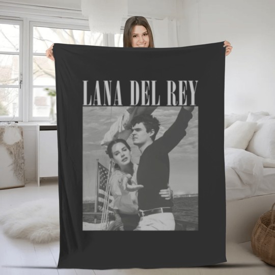 Discover Lana del rey Norman Rockwell Fleece Blankets