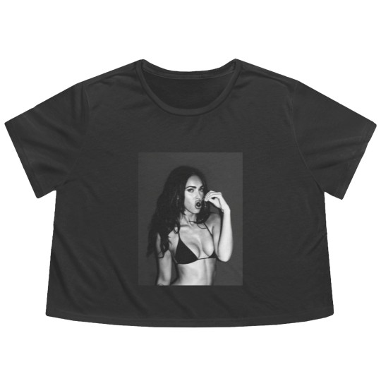 Discover MEGAN FOX SEXY Flowy Cropped Tees