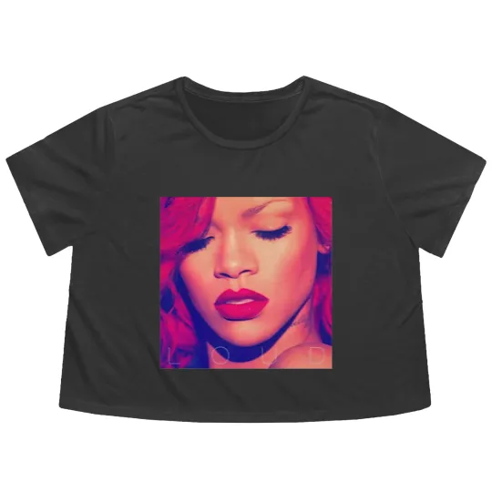 Discover Rihanna Singer Flowy Cropped Tees