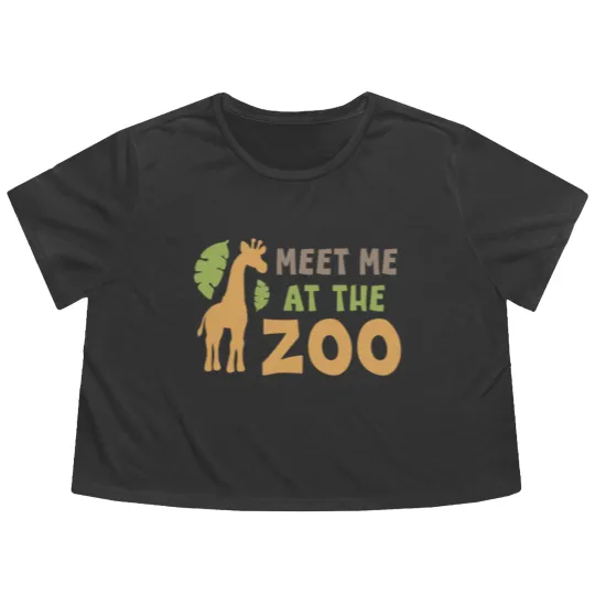 Discover Meet me at the zoo Flowy Cropped Tees