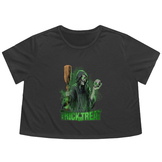 Discover Scary evil Witch with Skull and Broom Halloween Flowy Cropped Tees