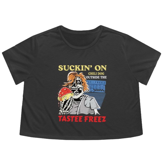 Discover Suckin’ on chili dog outside the tastee freez Flowy Cropped Tees