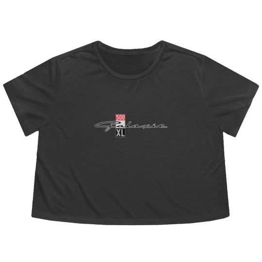 Discover galaxie XL emblem Flowy Cropped Tees