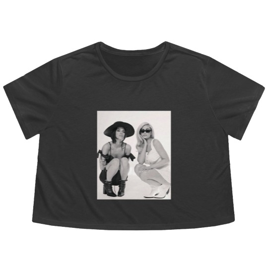 Discover Kylie Jenner Flowy Cropped Tees