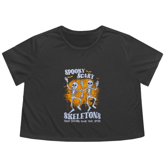 Discover spooky scary skeletons send shivers down your spine Flowy Cropped Tees