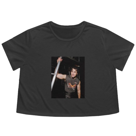 Discover Joe Jonas Flowy Cropped Tees