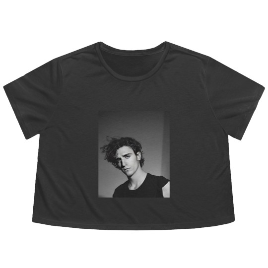 Discover Tamino Amir Flowy Cropped Tees