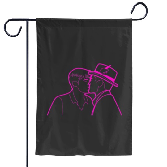 Discover Tom + Tom Forever Garden Flags
